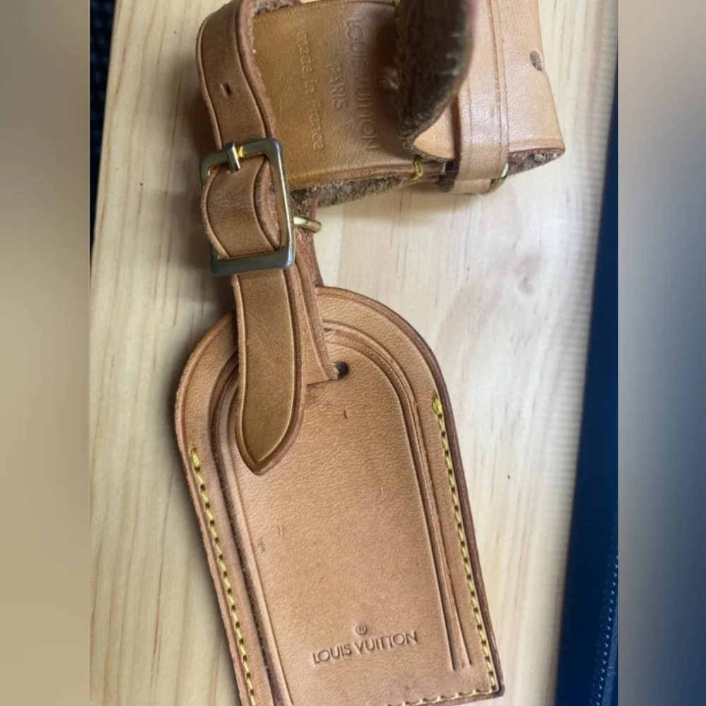 Lots Of Louis Vuitton Tan Leather Luggage Tags with Poignants 20 pcs Total OBO